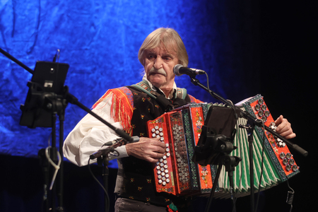 KONCERT ANSAMBLA JELEN 37 FOTO LJUBO VUKELIČ